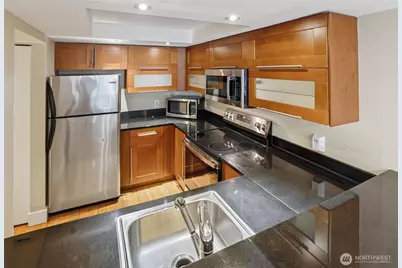 7323 NE Sand Point Way #211, Seattle, WA 98115 - Photo 7