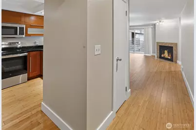 7323 NE Sand Point Way #211, Seattle, WA 98115 - Photo 9