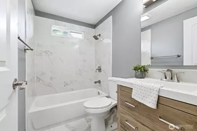 30449 2nd Avenue S, Federal Way, WA 98003 - Photo 19