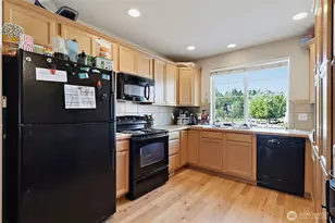 5210 35th St E, Fife, WA 98424 - Photo 7