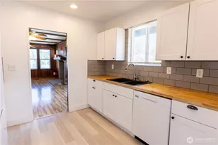 1036 110th St S, Tacoma, WA 98444 - Photo 3
