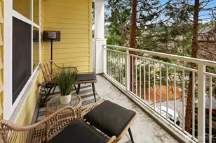 2901 NE Blakeley St, Seattle, WA 98105 - Photo 11