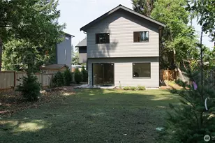 14338 Bagley Ave N, Seattle, WA 98133 - Photo 3