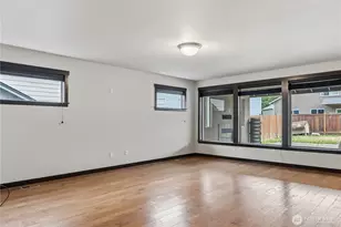 310 Leann St, Mount Vernon, WA 98274 - Photo 5