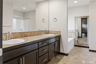 310 Leann St, Mount Vernon, WA 98274 - Photo 35