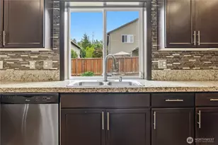 310 Leann St, Mount Vernon, WA 98274 - Photo 17