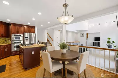 13945 SE 159th Place, Renton, WA 98058 - Photo 17