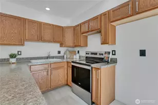 2013 Bush Ave NW, Olympia, WA 98502 - Photo 7