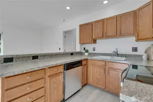 2013 Bush Ave NW, Olympia, WA 98502 - Photo 11