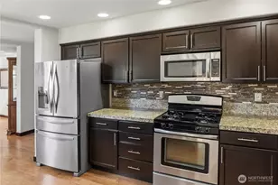 301 Barry Loop, Mount Vernon, WA 98274 - Photo 13
