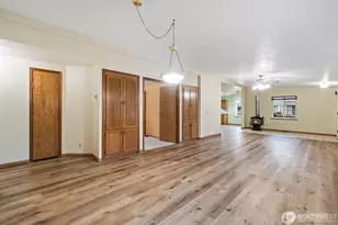 1402 22nd Street NE, Auburn, WA 98002 - Photo 9