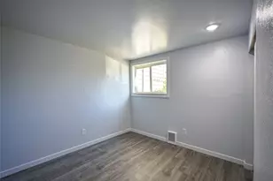 2611 NE 4th St, Renton, WA 98056 - Photo 17