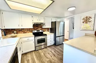 14820 NE 12th St, Bellevue, WA 98007 - Photo 13