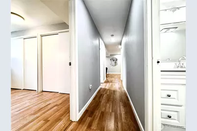 14820 NE 12th Street, Bellevue, WA 98007 - Photo 21