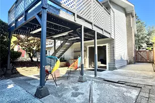14820 NE 12th St, Bellevue, WA 98007 - Photo 33