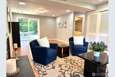 14820 NE 12th Street, Bellevue, WA 98007 - Photo 23