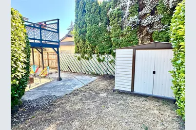 14820 NE 12th Street, Bellevue, WA 98007 - Photo 35