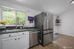 18908 SE 116th Pl, Issaquah, WA 98027 - Photo 13