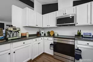 18908 SE 116th Pl, Issaquah, WA 98027 - Photo 11