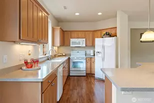 4901 Spokane St NE, Lacey, WA 98516 - Photo 11