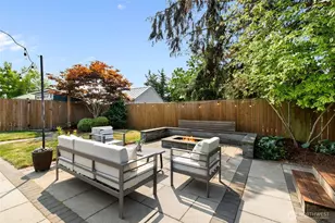 8106 Stone Ave N, Seattle, WA 98103 - Photo 25