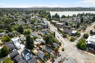 8106 Stone Ave N, Seattle, WA 98103 - Photo 29
