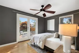 8106 Stone Ave N, Seattle, WA 98103 - Photo 15