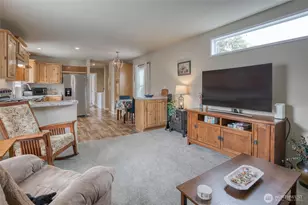 2010 Broadway Ave, Hoquiam, WA 98550 - Photo 5