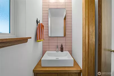 16630 3rd Avenue S, Burien, WA 98148 - Photo 13