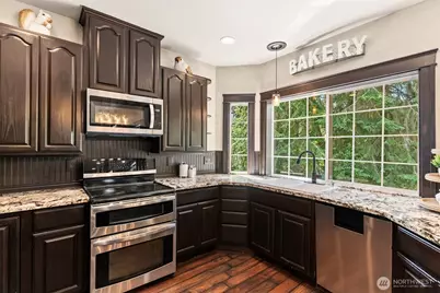 18806 101st Street Ct E, Bonney Lake, WA 98391 - Photo 5