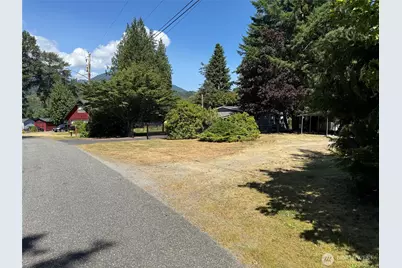 42155 Cedar Street, Concrete, WA 98237 - Photo 5