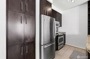 1026 NE 65th St, Seattle, WA 98115 - Photo 11