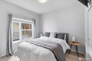 1026 NE 65th St, Seattle, WA 98115 - Photo 13