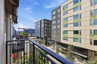 1026 NE 65th St, Seattle, WA 98115 - Photo 17