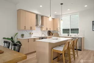 1912 B Ferry Ave SW, Seattle, WA 98116 - Photo 3