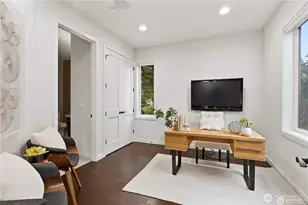 11262 SE 34th St, Bellevue, WA 98004 - Photo 17