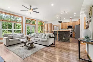 14911 318th St E, Graham, WA 98338 - Photo 13