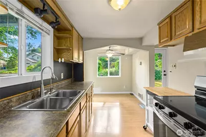 21304 60th Avenue W, Mountlake Terrace, WA 98043 - Photo 11