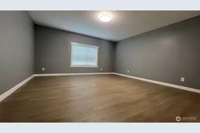 7643 S Ainsworth Avenue, Tacoma, WA 98408 - Photo 13