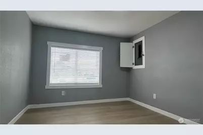 7643 S Ainsworth Avenue, Tacoma, WA 98408 - Photo 17