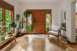 164 McGraw St, Seattle, WA 98109 - Photo 3