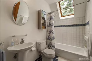 164 McGraw St, Seattle, WA 98109 - Photo 37