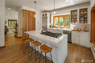 164 McGraw St, Seattle, WA 98109 - Photo 15