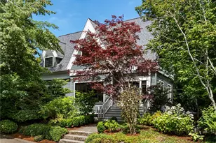 164 McGraw St, Seattle, WA 98109 - Photo 1