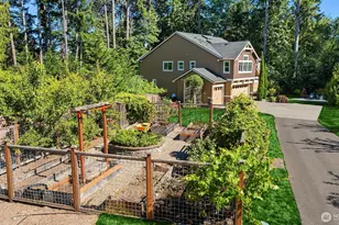 13874 Lavigne Ct NE, Bainbridge Island, WA 98110 - Photo 29
