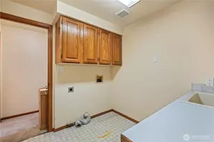 544 SW Muzzall St, Oak Harbor, WA 98277 - Photo 19