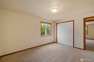 544 SW Muzzall St, Oak Harbor, WA 98277 - Photo 29