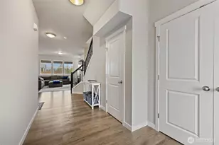 16028 77th Ave Ct E, Puyallup, WA 98375 - Photo 3