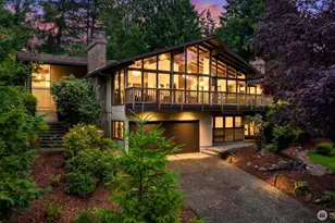 7416 Mercer Terrace Dr, Mercer Island, WA 98040 - Photo 1