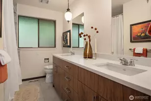 7416 Mercer Terrace Dr, Mercer Island, WA 98040 - Photo 27